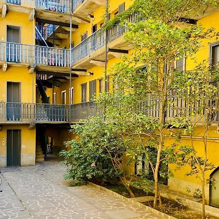 Navigli Darsena Style Milano